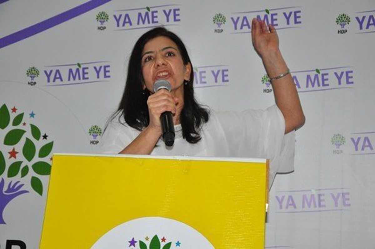 Hdp\'li Siirt Belediye Başkan Adayının Mazbata Almasına \'Khk\' İtirazı
