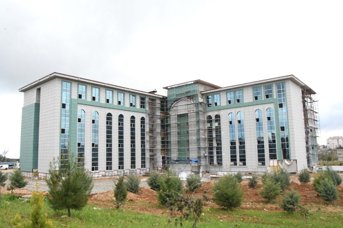 İslami İlimler Fakülte Binası Tamamlanıyor