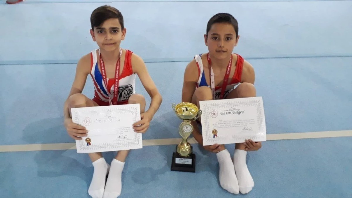 Kadir Has Ortaokulu Artistik Cimnastik\'te Türkiye Dördüncüsü