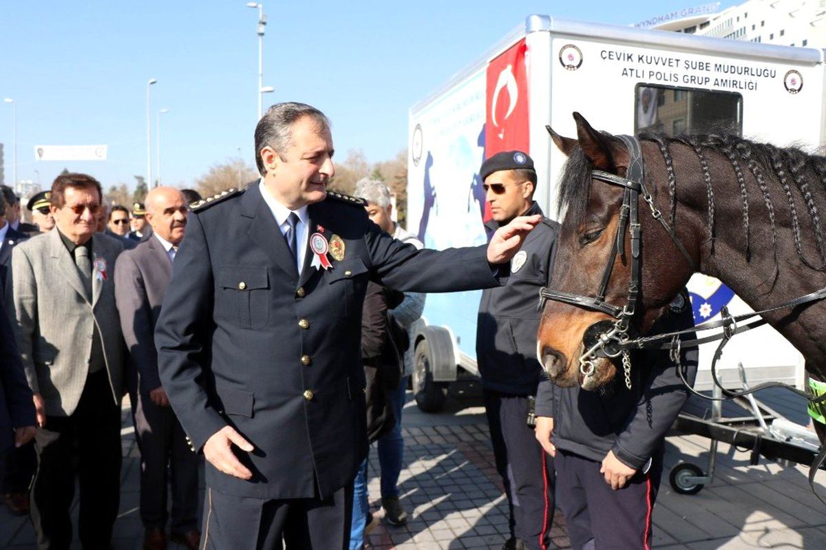 Kayseri\'de Polis Teşkilatı\'nın 174. Yıldönümü Kutlanıyor