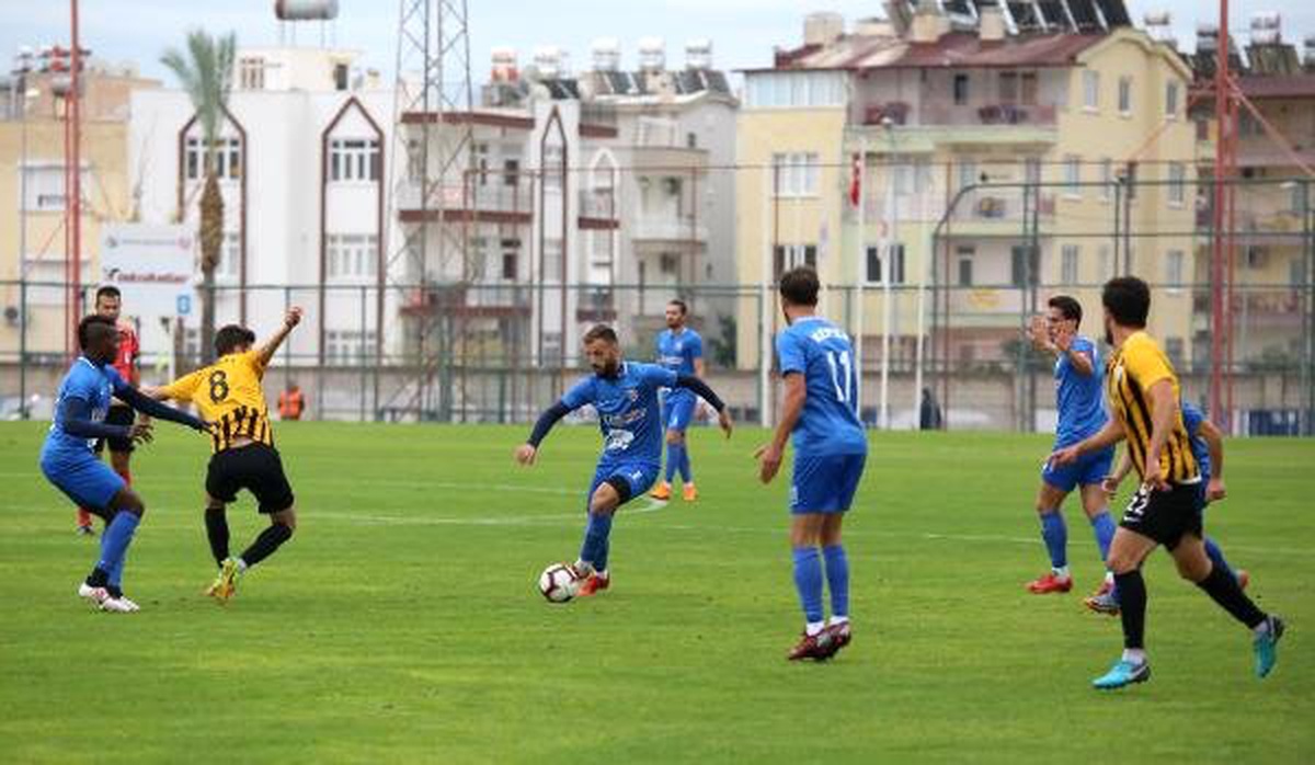 Kepez Belediyespor\'dan Tarihi Fark