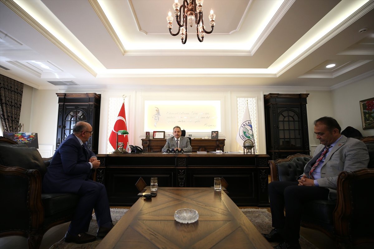 Kgc\'den Kocasinan ve Talas Belediye Başkanlarına Ziyaret