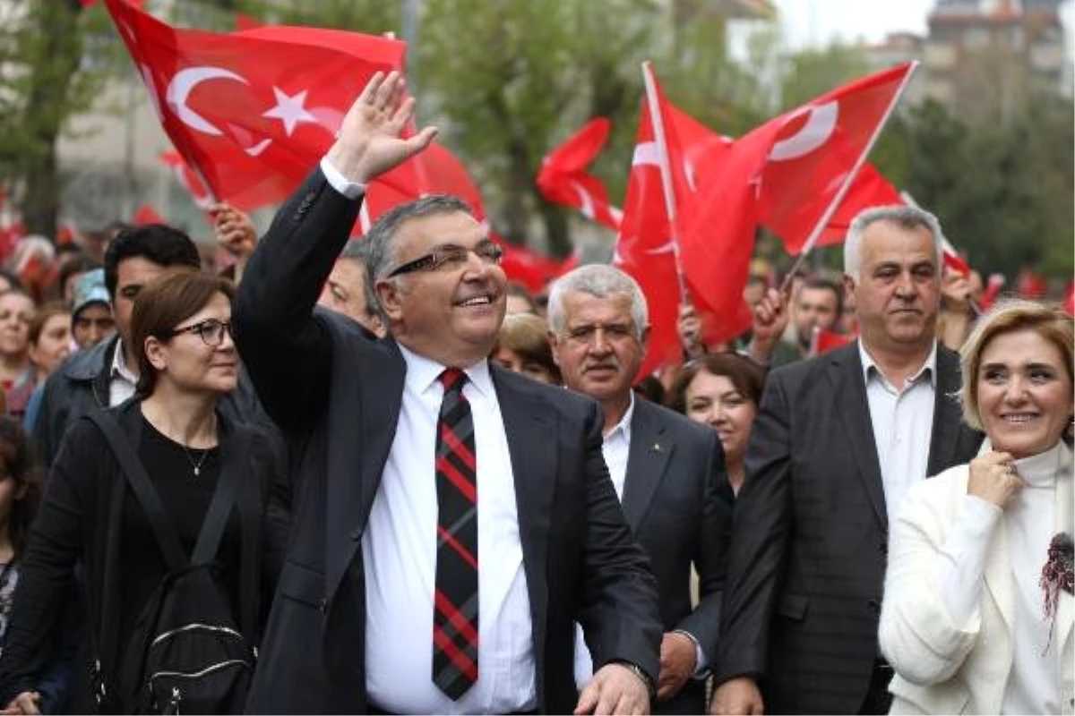 Kırklareli Belediye Başkanı Kesimoğlu, Mazbatasına Aldı