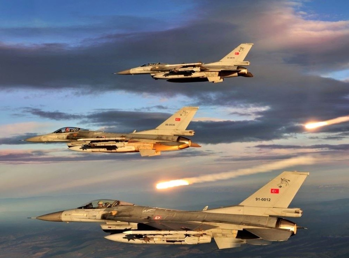 Kuzey Irak\'taki Terör Hedefleri Tam İsabetle Vuruldu