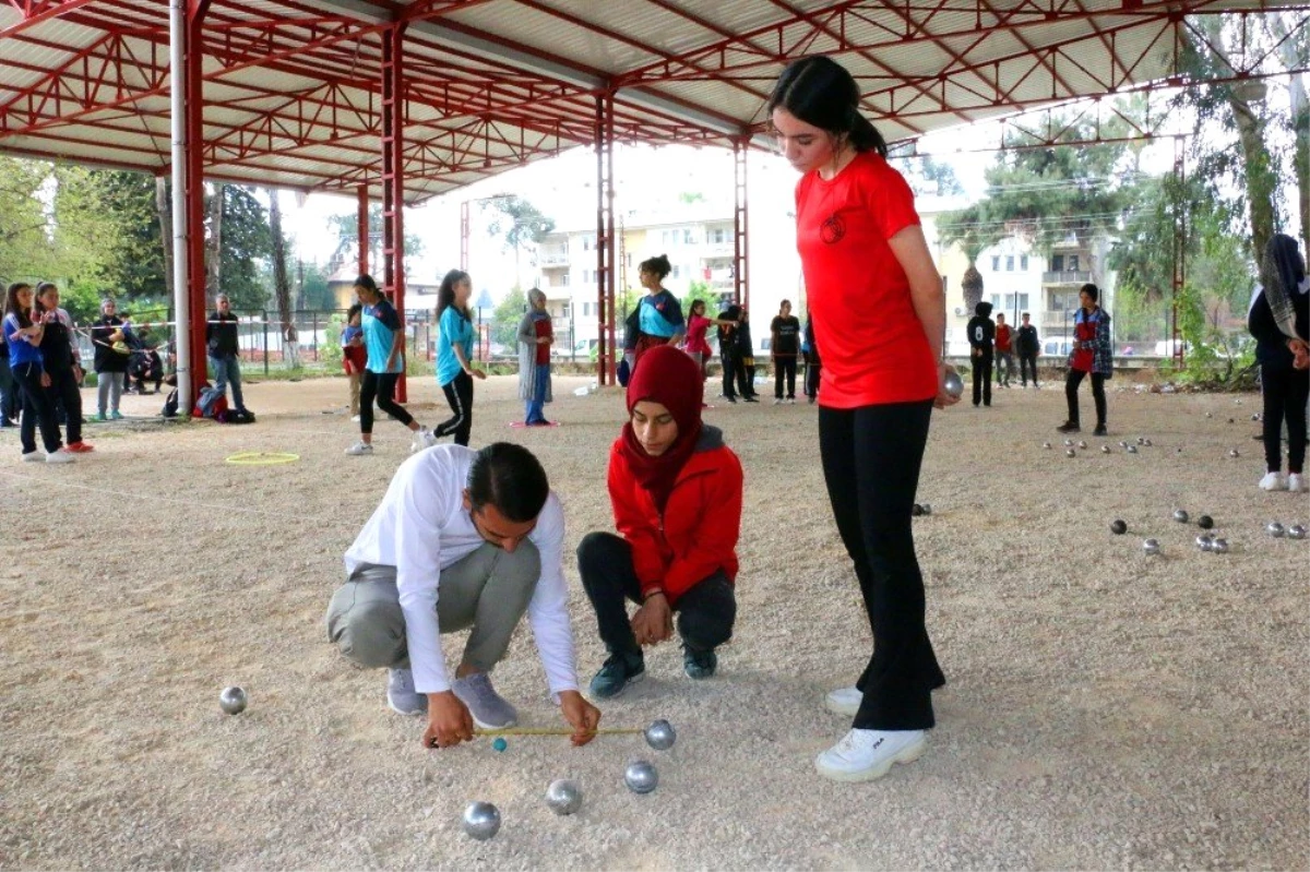 Okullararası Bocce Grup Müsabakaları Adana\'da Yapıldı