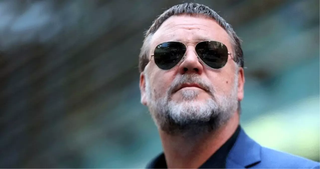 Russell Crowe\'dan İstanbul ve Fenerbahçe Paylaşımı