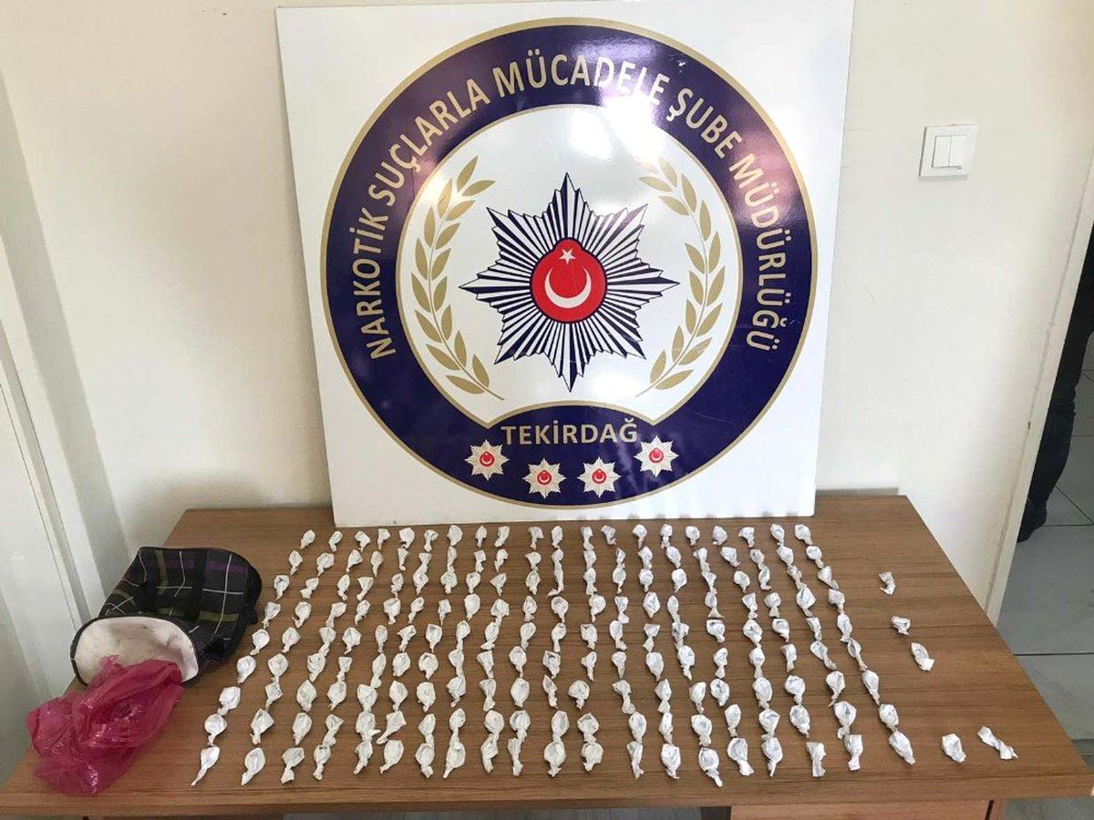 Tekirdağ\'da 3 Kilo 200 Gram Skunk ve 185 Fişek Bonzai Ele Geçirildi