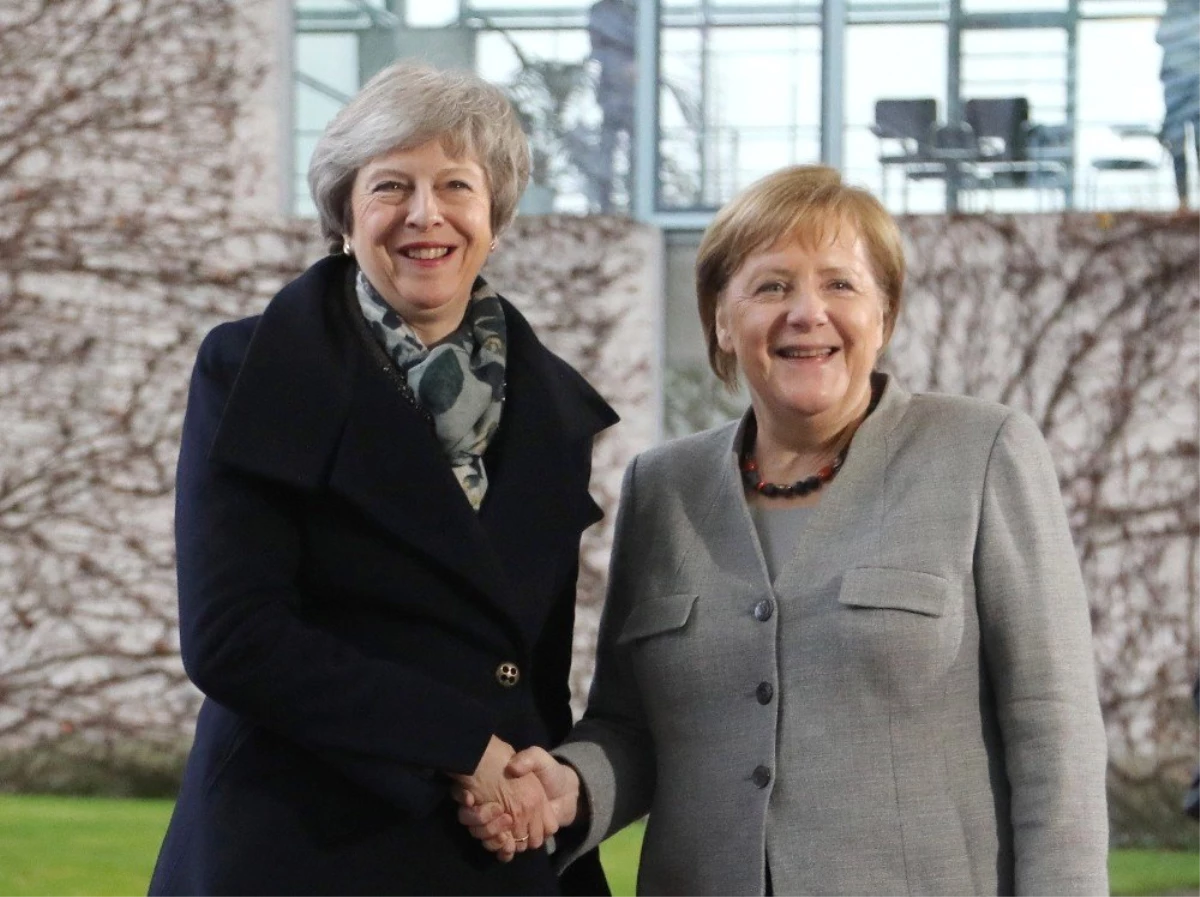 Theresa May Berlin\'e Gidiyor