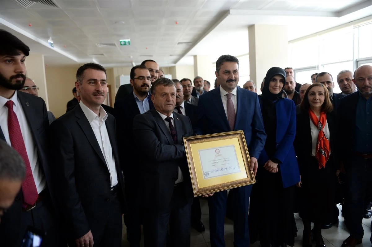 Tokat Belediye Başkanı Eyüp Eroğlu Mazbatasını Aldı