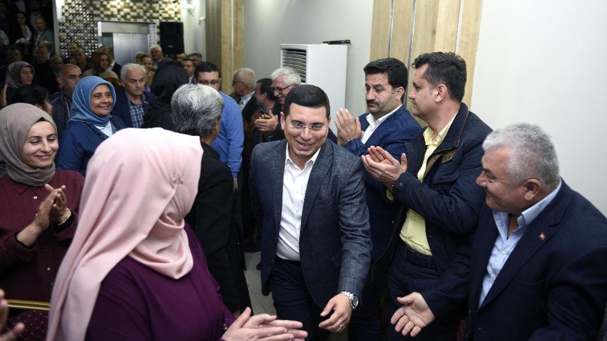 Tütüncü\'den Seçim Ekibine Teşekkür