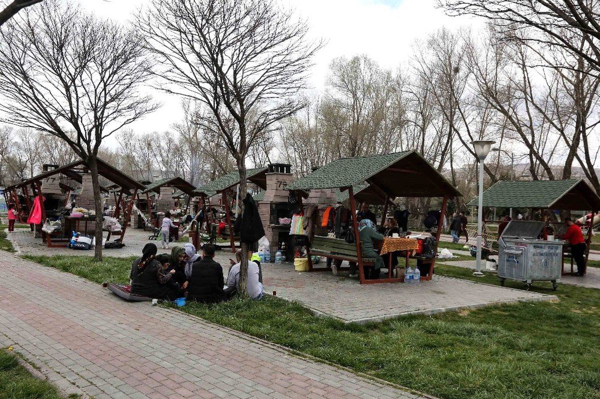 Yenimahalle\'ye Bahar Geldi