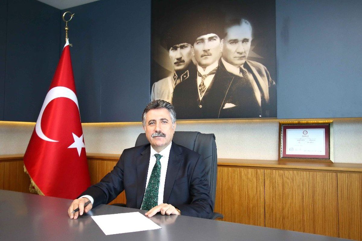 Bayraklı\'da Serdar Sandal Mesaiye Başladı