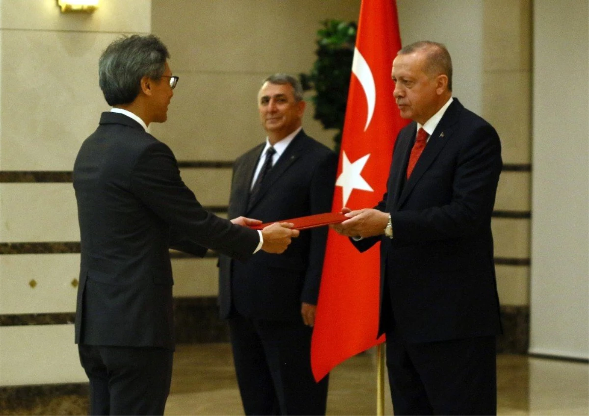 Cumhurbaşkanı Erdoğan, Singapur Büyükelçisini Kabul Etti