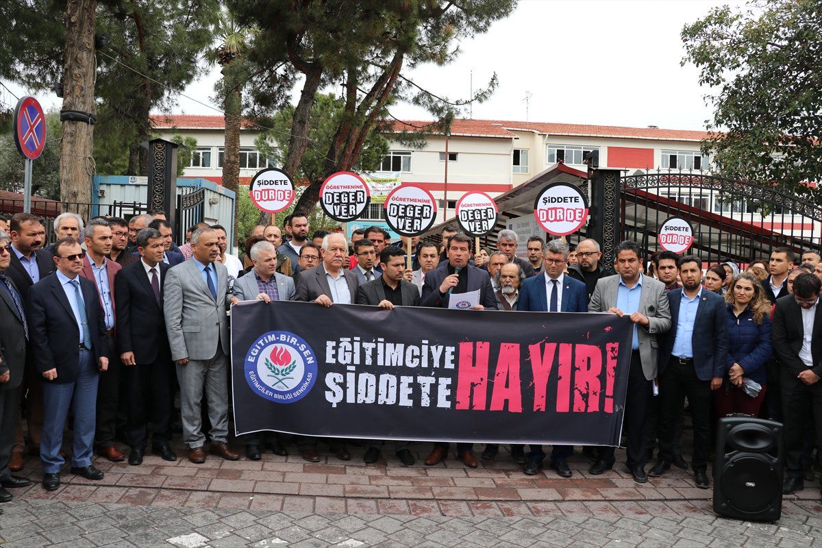 Denizli\'de Okul İdarecilerine Darp İddiası