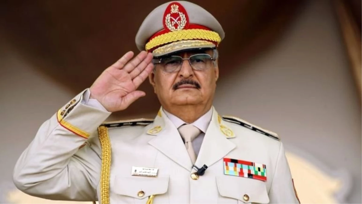 Halife Hafter: Libya\'nın Başkenti Trablus\'u Ele Geçirmeye Çalışan Komutan