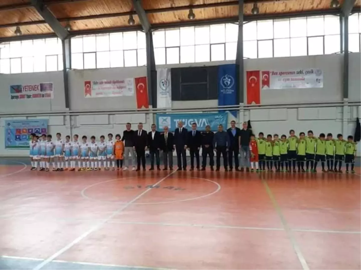 İlkokullar Arası Futsal Heyecanı Sona Erdi