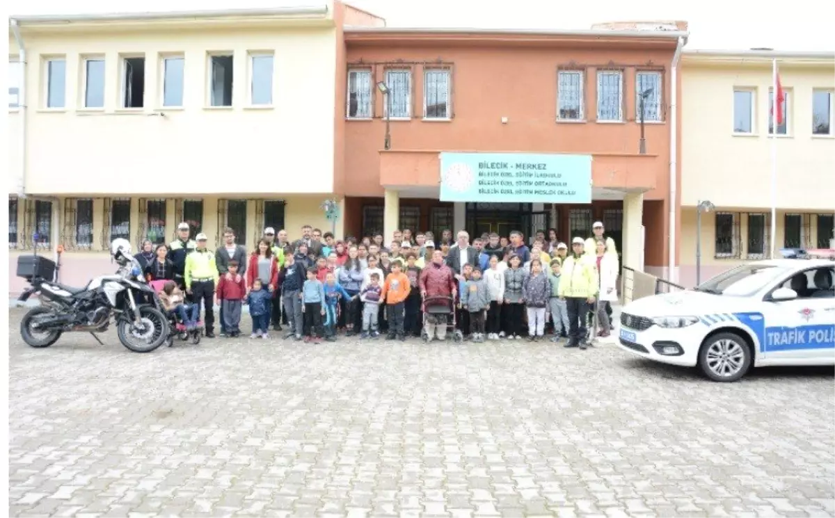 Özel Çocuklara Trafik Eğitimi Verildi