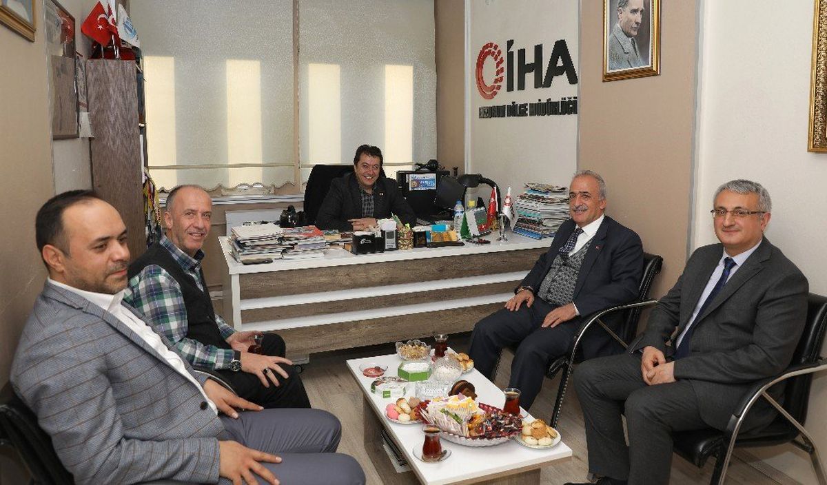 Rektör Prof. Dr. Çomaklı\'dan İha\'ya Ziyaret