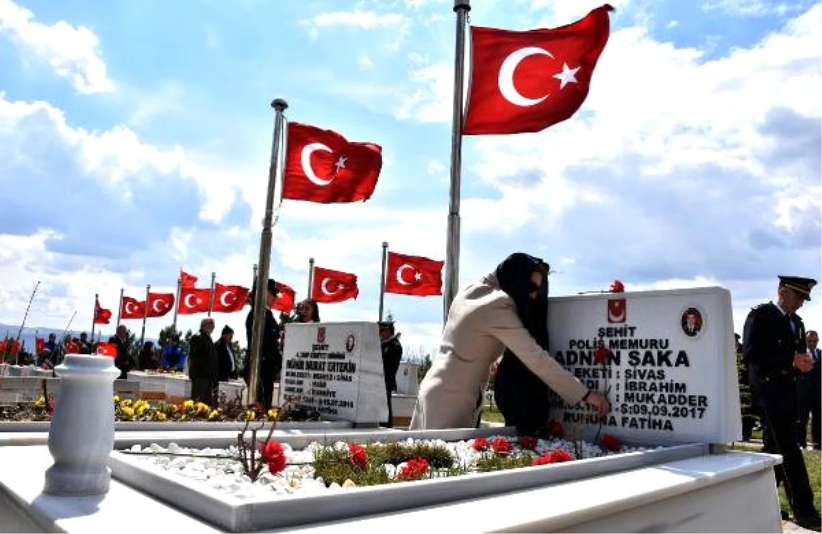 Sivas\'ta, Şehit Polisler İçin Anma Programı