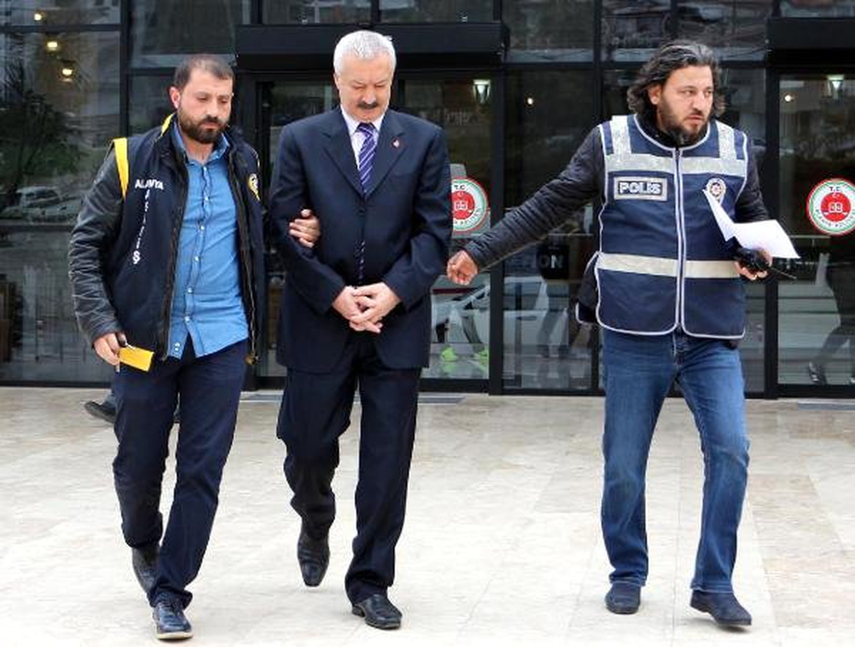 Taciz İddiasıyla 31 Yıl Hapis Cezası Alan Öğretmene Tahliye