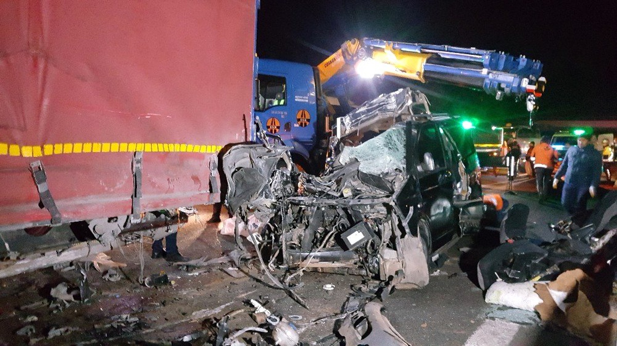 Tem\'de Meydana Gelen Kazada Ölü Sayısı 6 Oldu