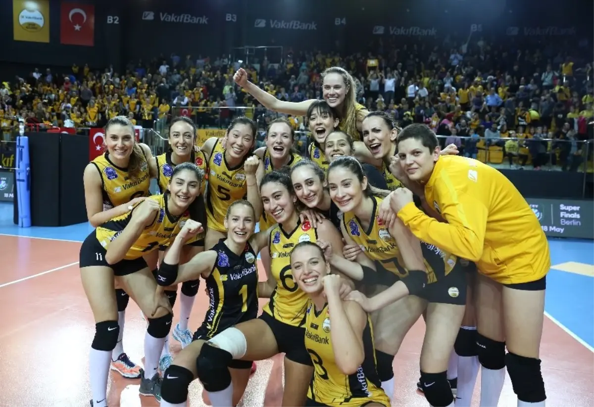 Vakıfbank İtalya\'da Final Peşinde