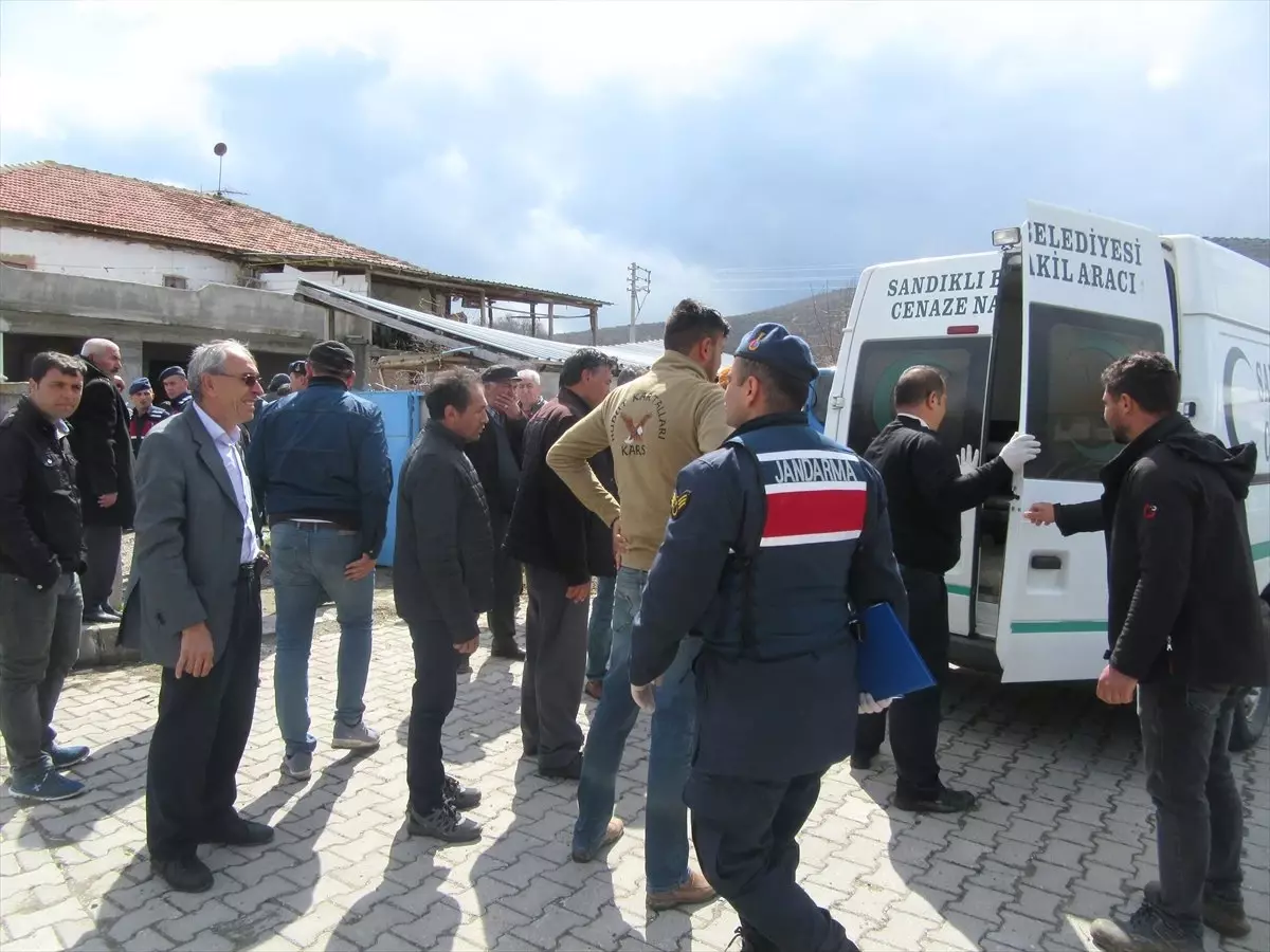 Yaşlı Adam Evinde Ölü Bulundu