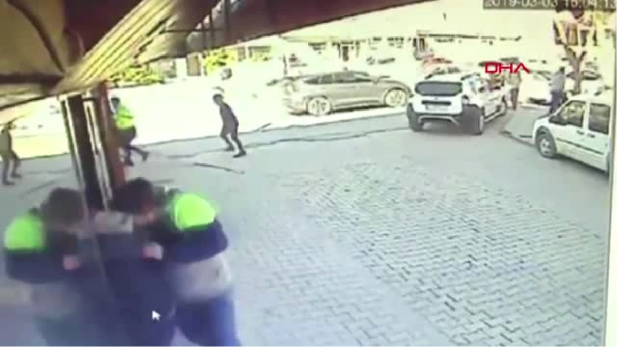 Arnavutköy\'de 3 Kişinin Öldüğü Çatışmanın Görüntüleri