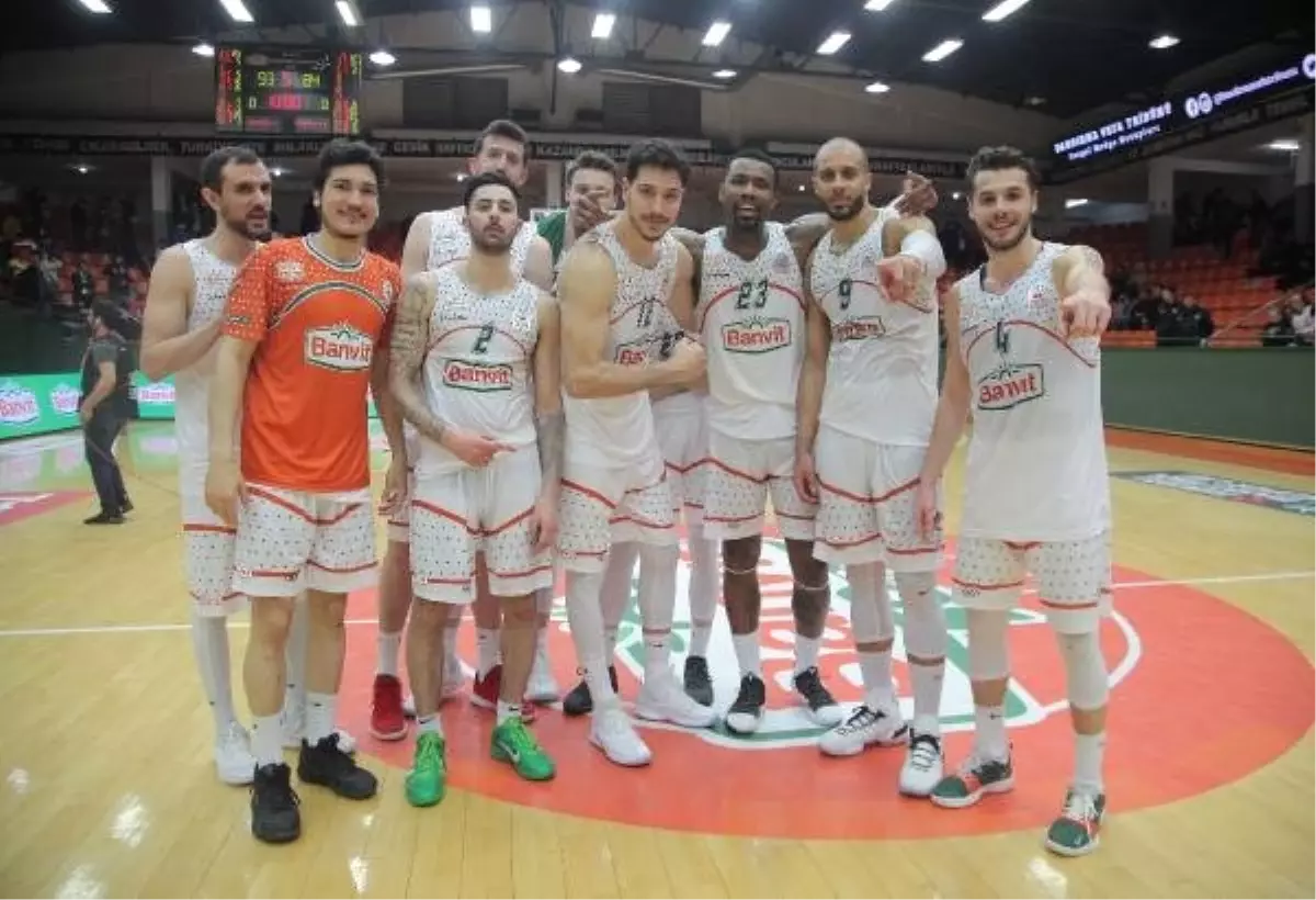 Banvit - Bahçeşehir Koleji: 93-84