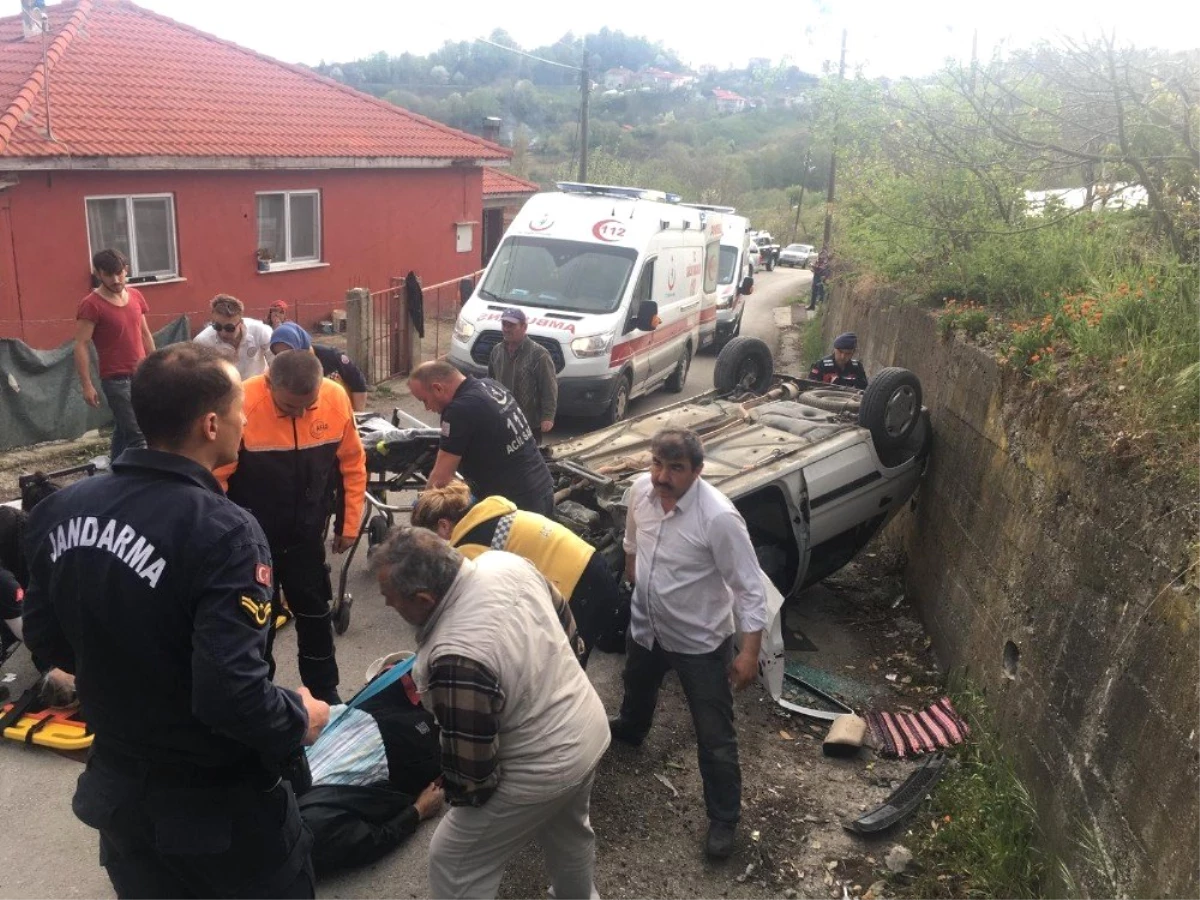 Bartın\'da Trafik Kazası: 2 Yaralı