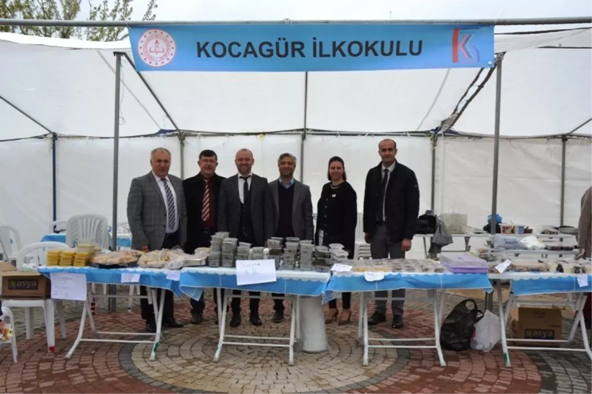 Biga\'da Kocagür İlkokulu Kermesi