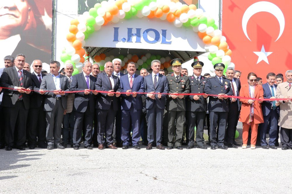 Bölgenin En Büyük Tarım Fuarı Malatya\'da Açıldı