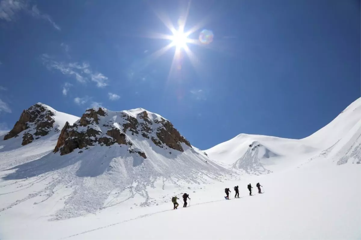 Bu Manzara Alpler\'den Değil Tunceli\'den