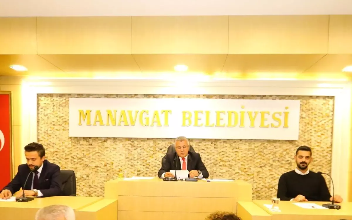 Manavgat Belediyesi\'nde Yeni Dönemin İlk Meclisi Yapıldı