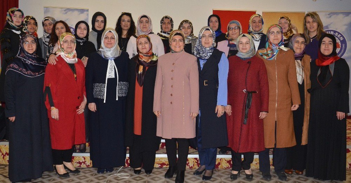 Memur-Sen\'in Yeni Dönemde İlk Kadınlar Buluşması Gerçekleştirildi