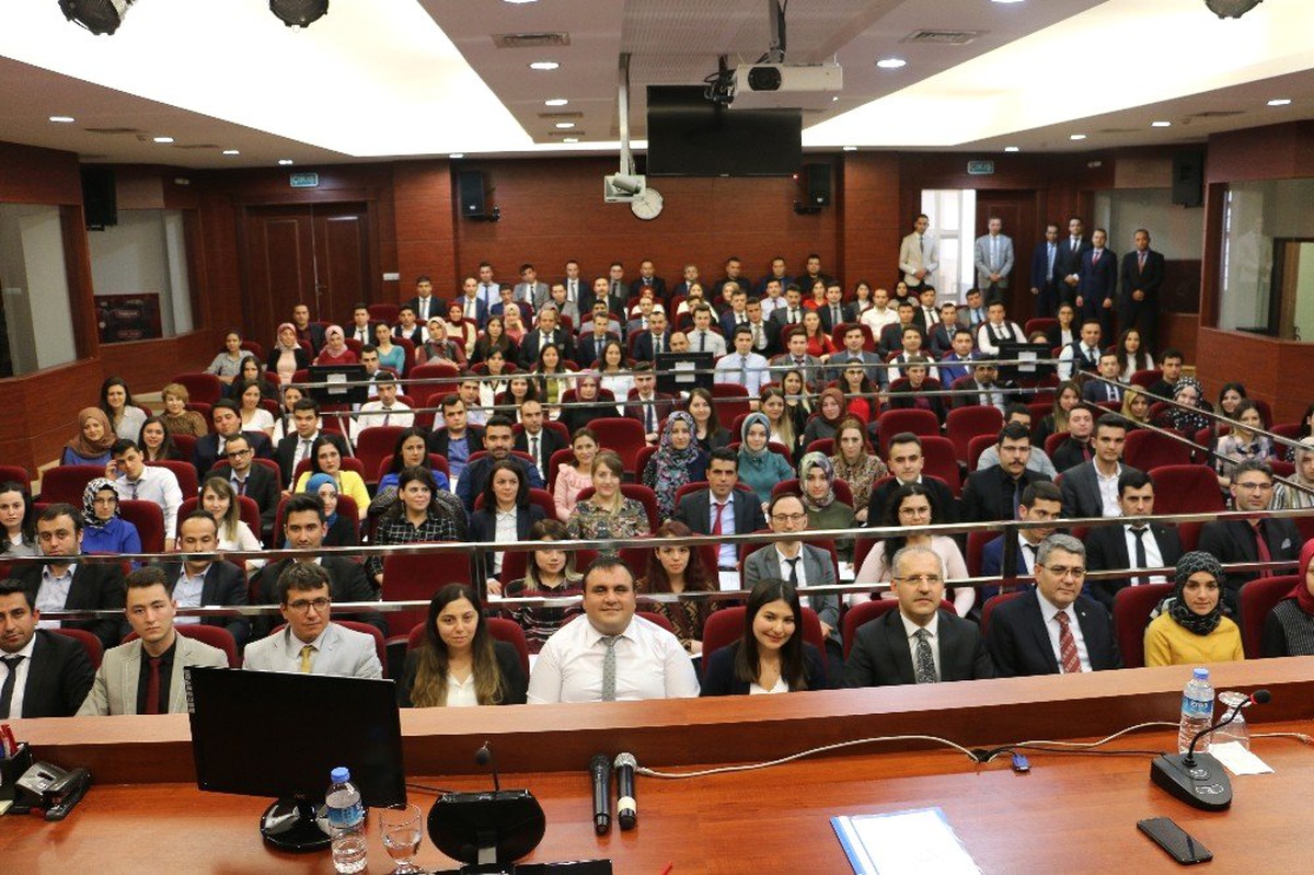Mesleğe Yeni Başlayan ve 25 Yılını Doldurmuş Adli Personele Tebrik Belgesi