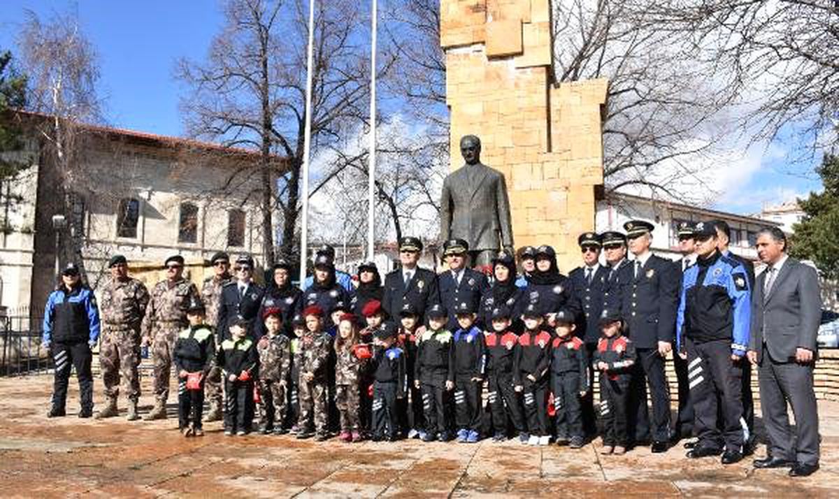Sivas\'ta, Türk Polis Teşkilatı\'nın Kuruluş Yıl Dönümü Kutlandı
