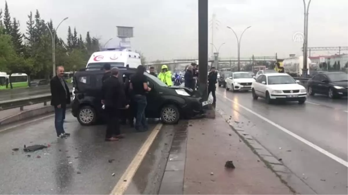 Trafik Kazası: 4 Yaralı