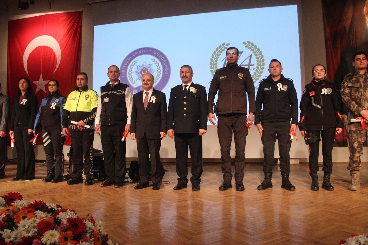 Türk Polis Teşkilatının 174. Yıl Dönümü Eskişehir\'de de Kutlandı