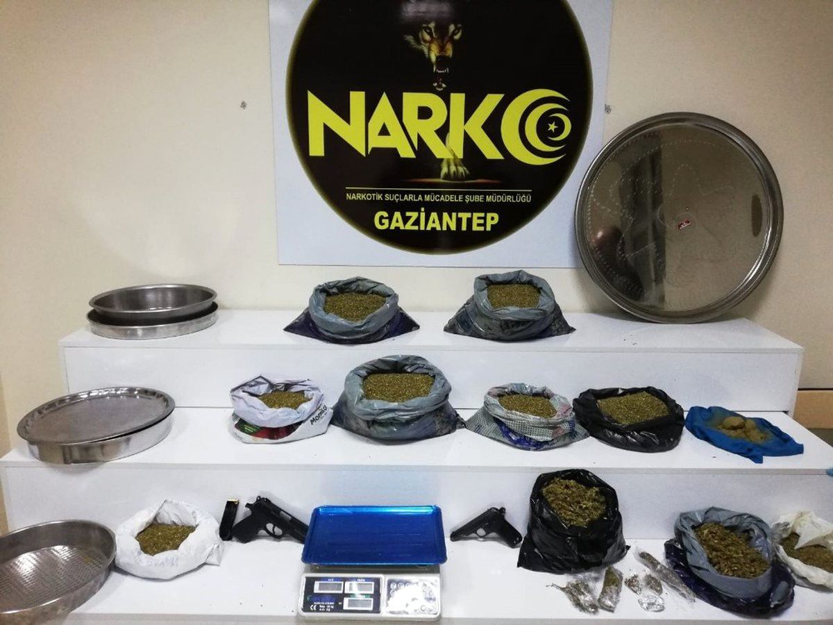 Uyuşturucu Operasyonunda 13 Kilo Esrar Ele Geçirildi