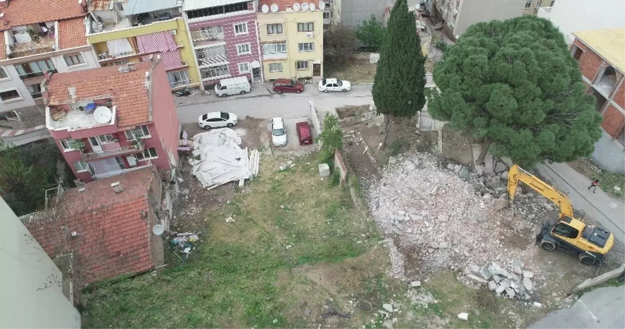 Yiğitbaş Veli Cami Yenilenmek Üzere Yıkıldı