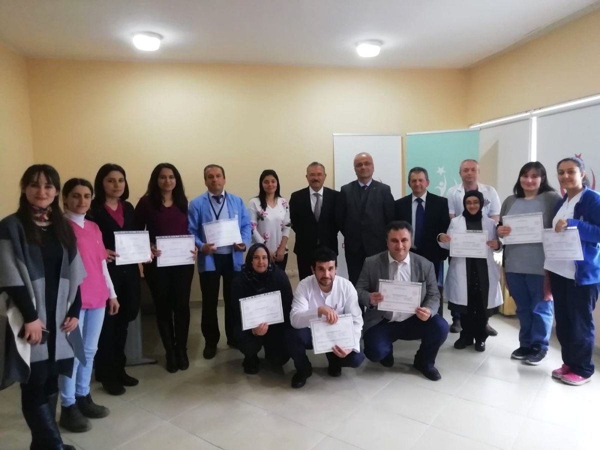 Akseki\'de İşaret Dili Öğrenen Personele Sertifika Verildi