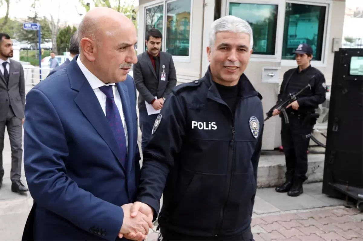 Altınok Polisleri Unutmadı