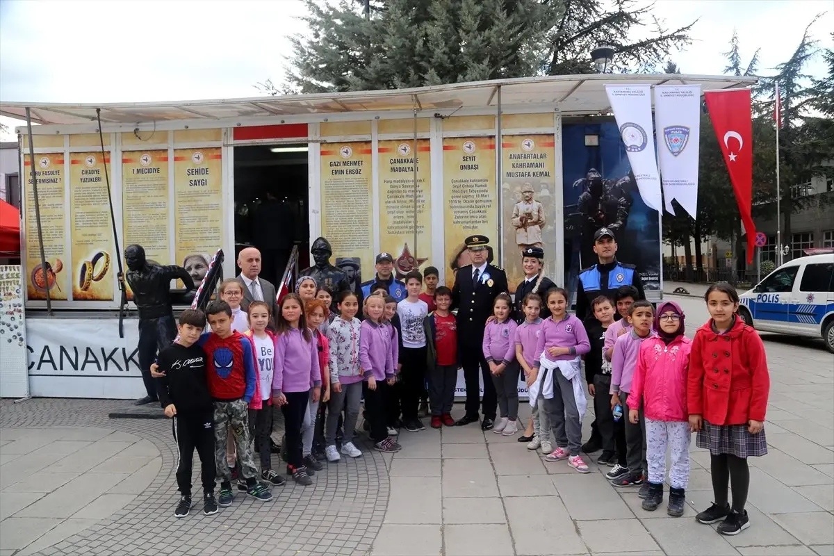 Gezici Çanakkale Müzesi İlgi Görüyor