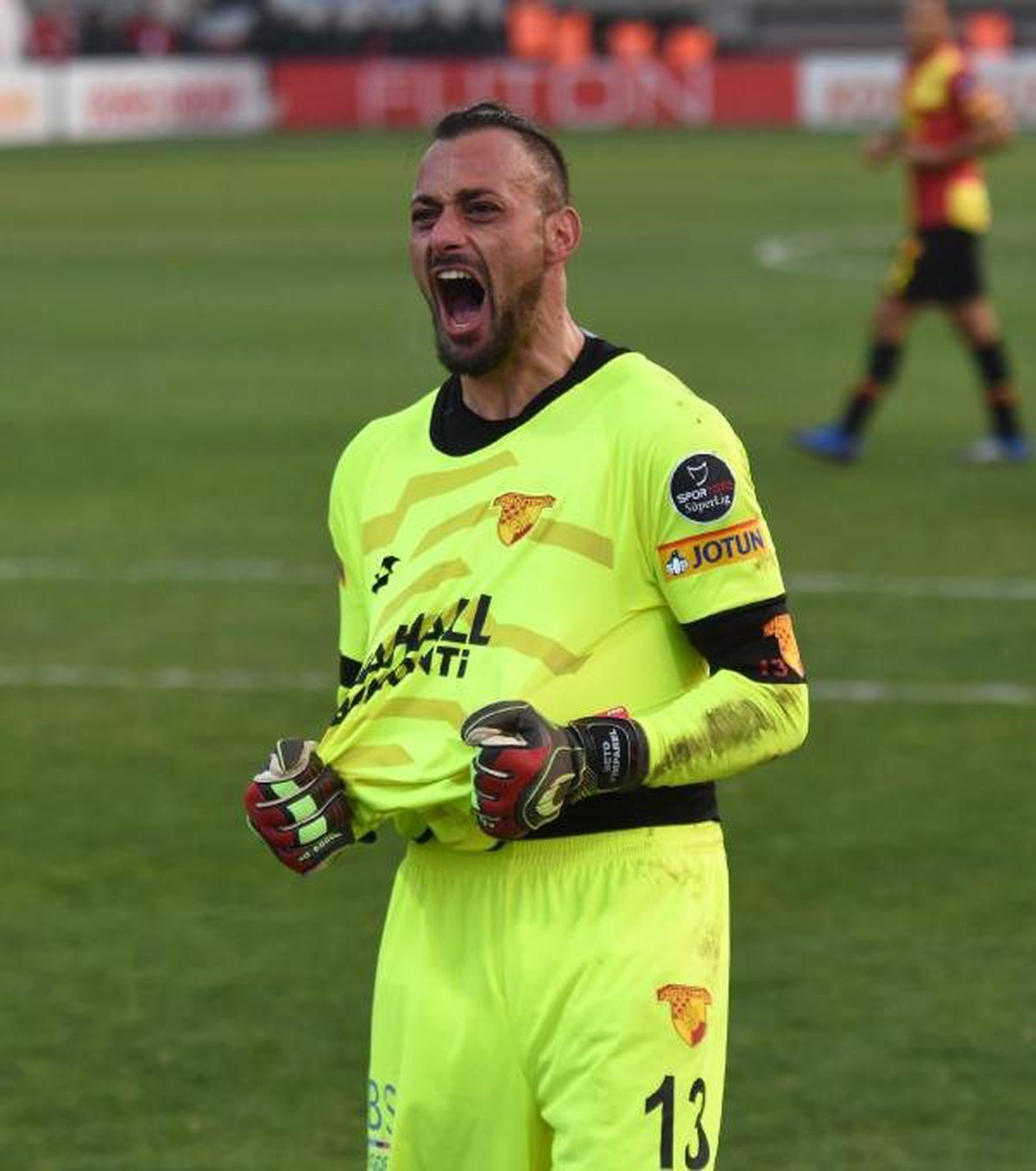 Göztepe\'de Kaptan Beto Devrede