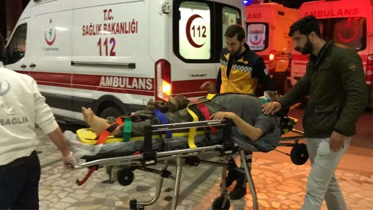 İskenderun\'da Yamaç Paraşütçüleri Yere Çakıldı: 2 Yaralı