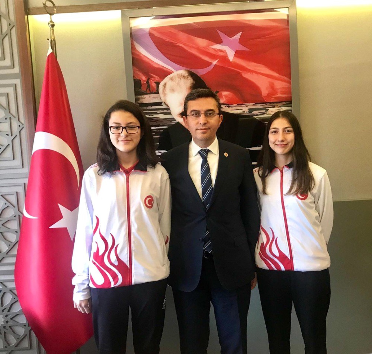 Milli Sporculardan Kaymakam Keçeli\' Ye Teşekkür Ziyareti