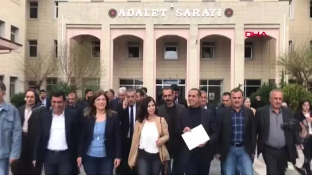 Siirt Belediye Başkanı Seçilen Hdp\'li Işık, Mazbatasını Aldı