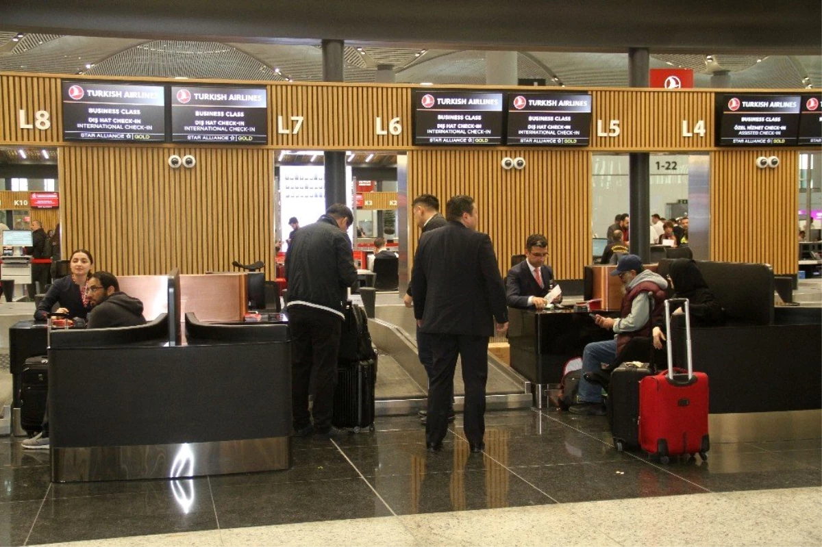 THY\'den İstanbul Havalimanı\'nda 5 Yıldızlı Otelleri Aratmayan Yolcu Salonu