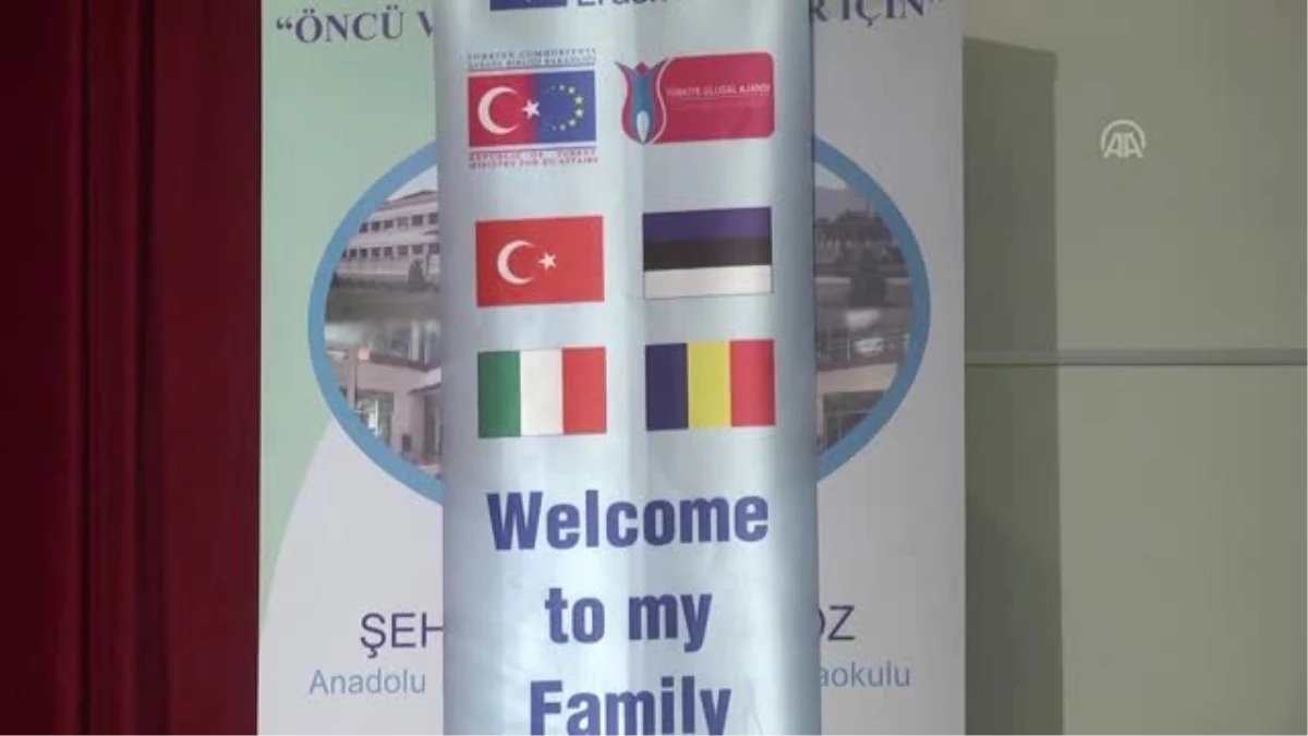 Türk Düğünü Erasmus Öğrencileri İçin Perdeye Taşındı